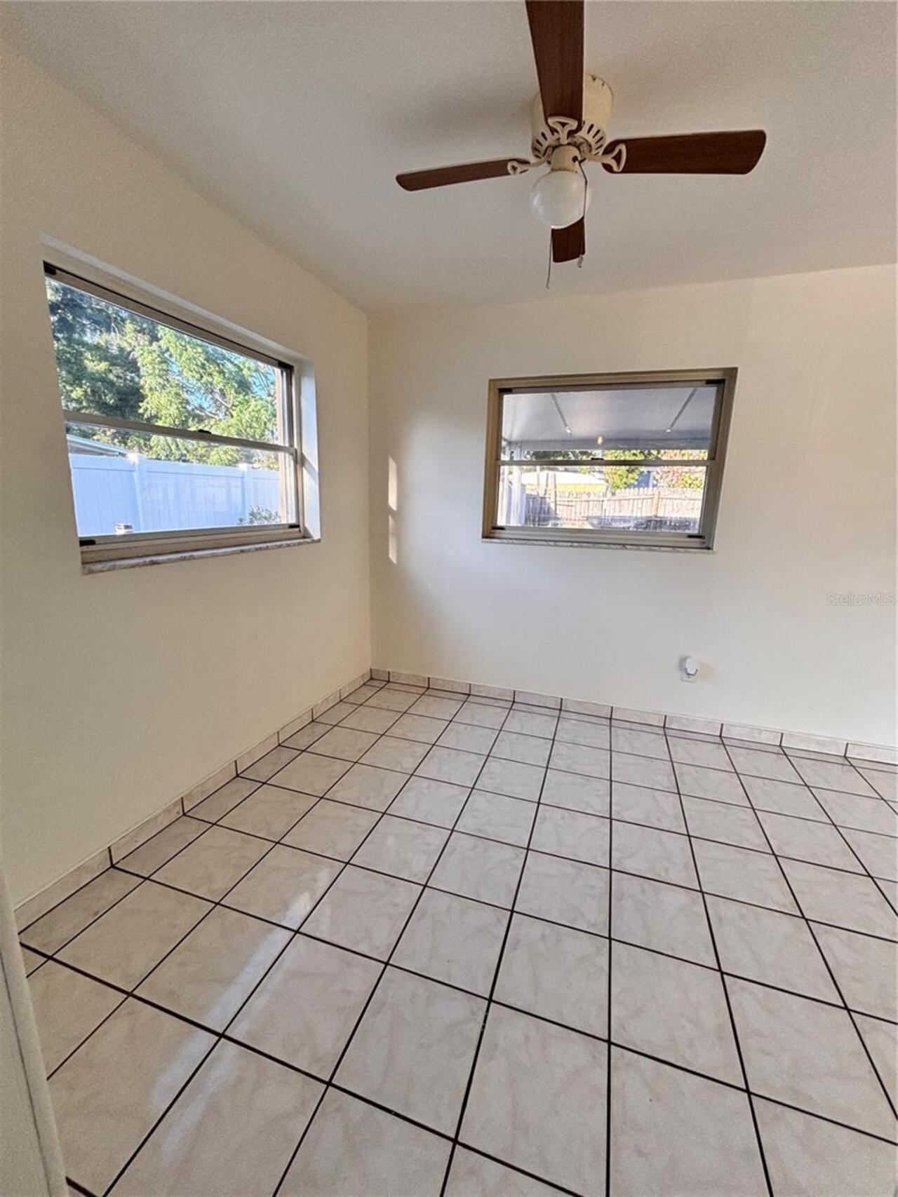 Listing Photo 14