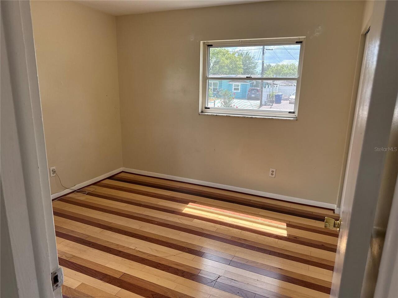 Listing Photo 19