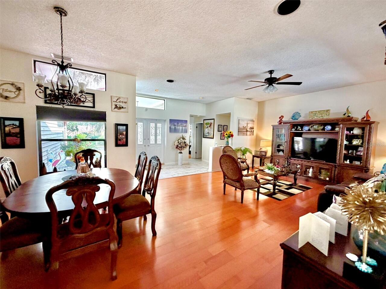 Listing Photo 9