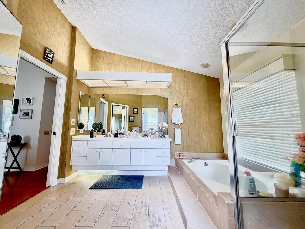 Listing Photo 28