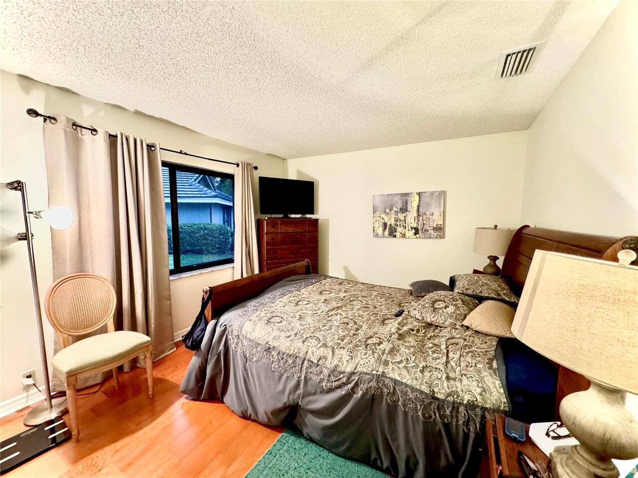 Listing Photo 33