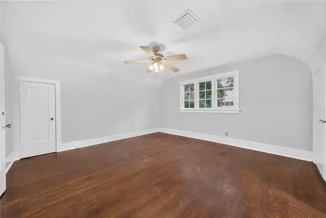 Listing Photo 29
