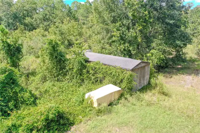 Listing Photo 11