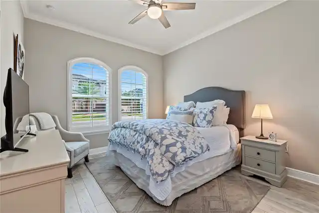 Listing Photo 32
