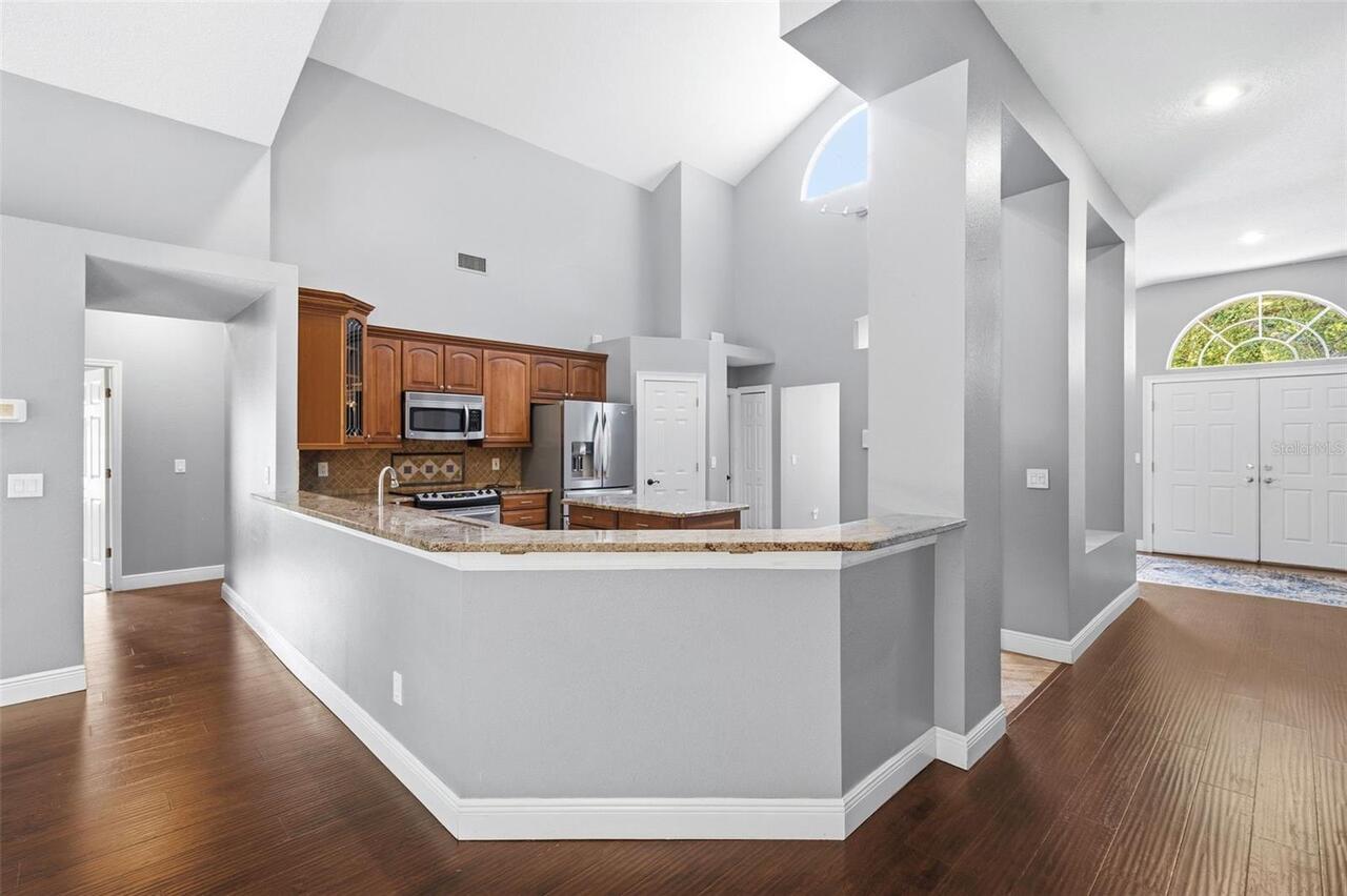 Listing Photo 17