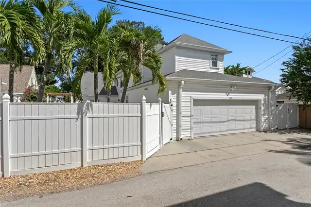 Listing Photo 38
