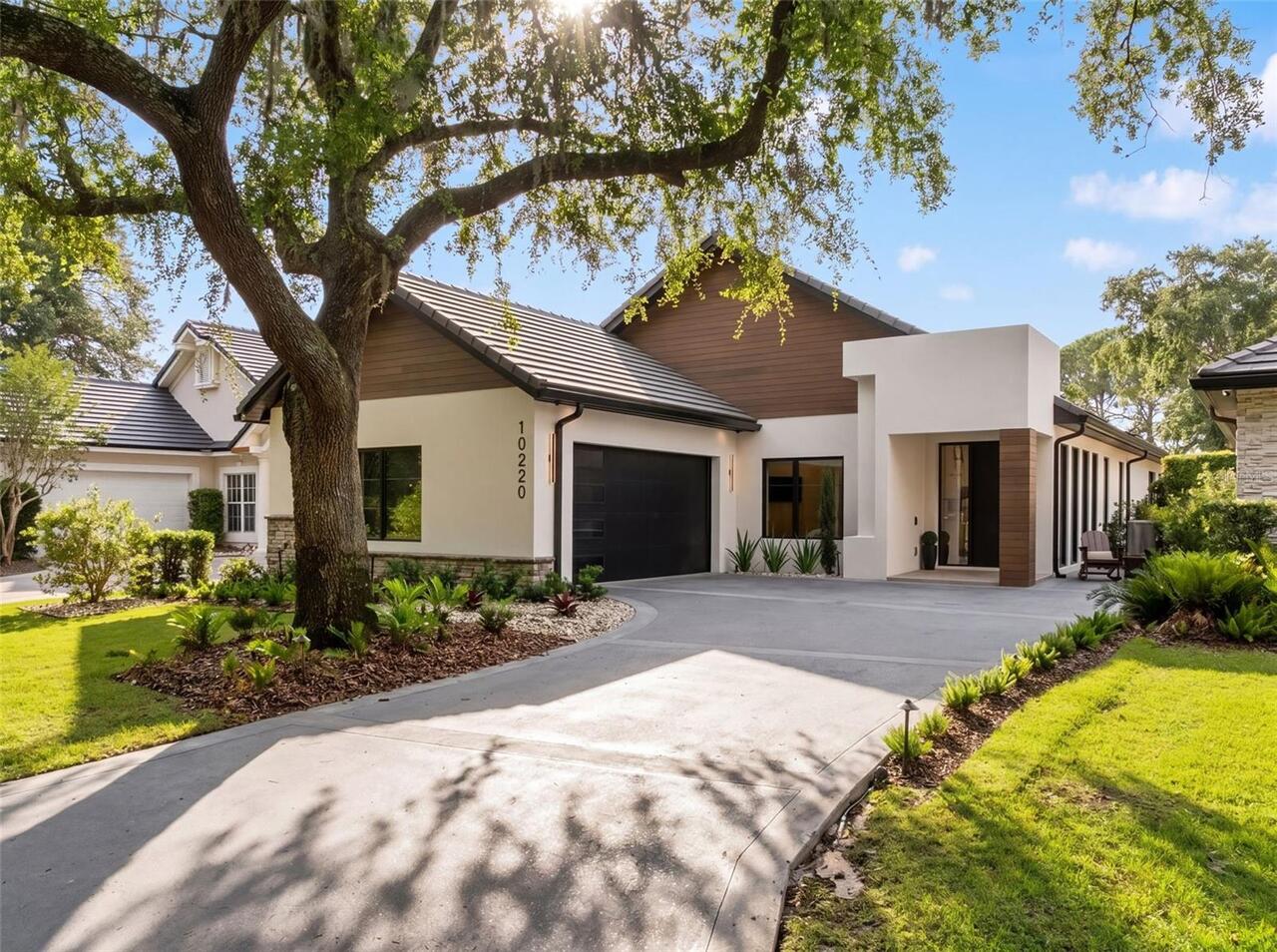 4BR, Home, 4BA, $3,200,000
Read More