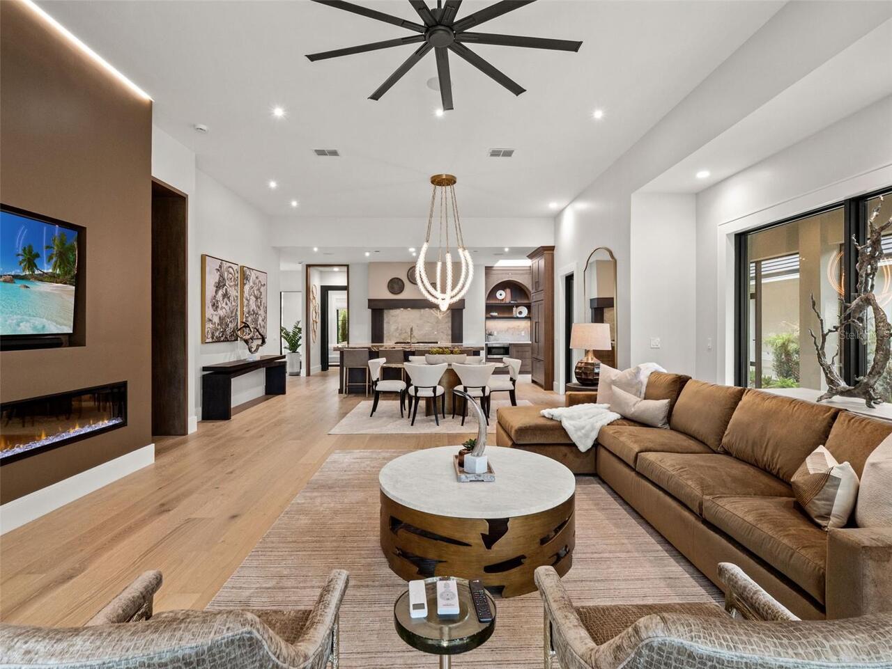 Listing Photo 19