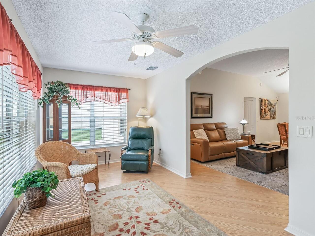 Listing Photo 16