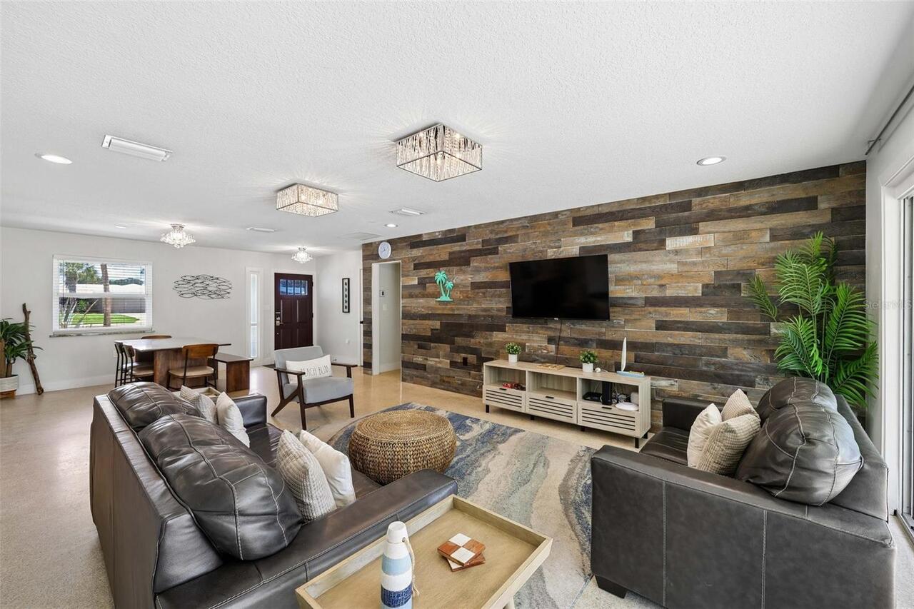 Listing Photo 15