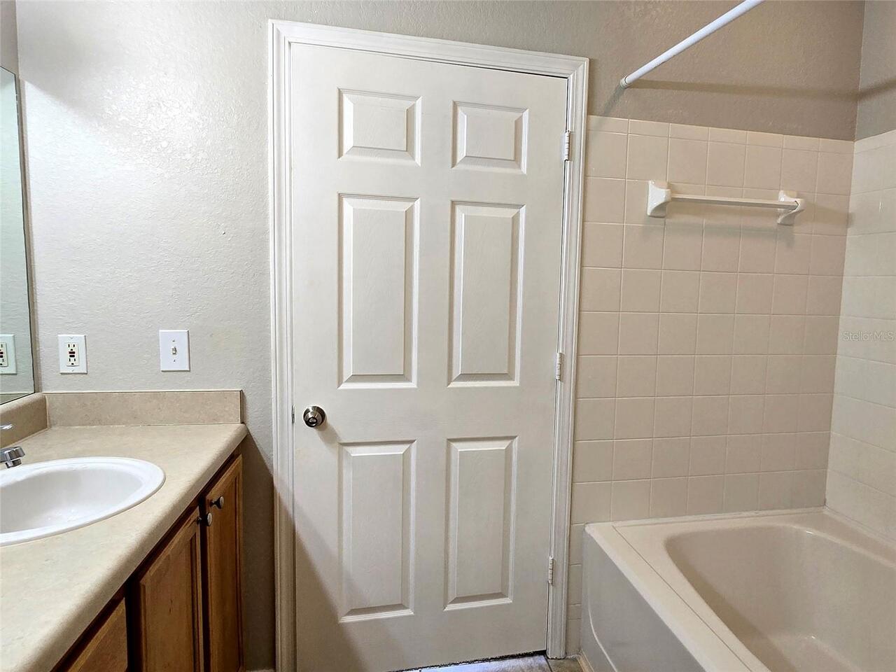 Listing Photo 7