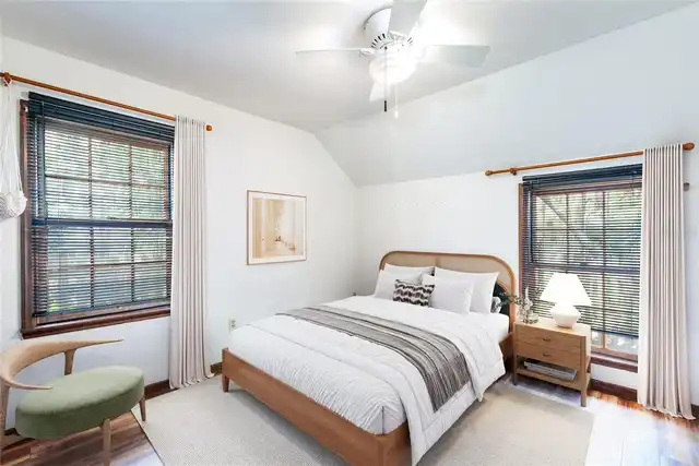 Listing Photo 17