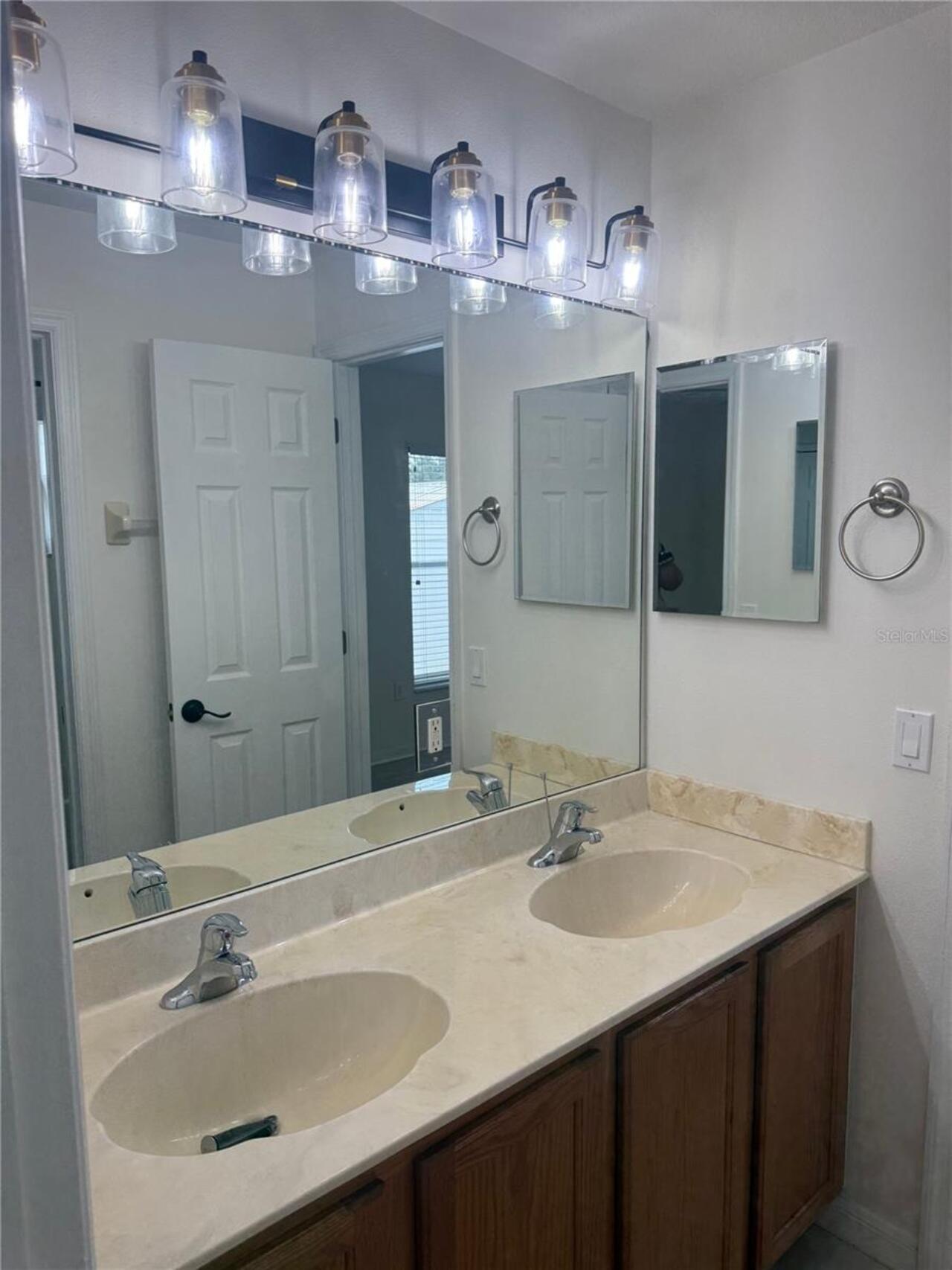 Listing Photo 20