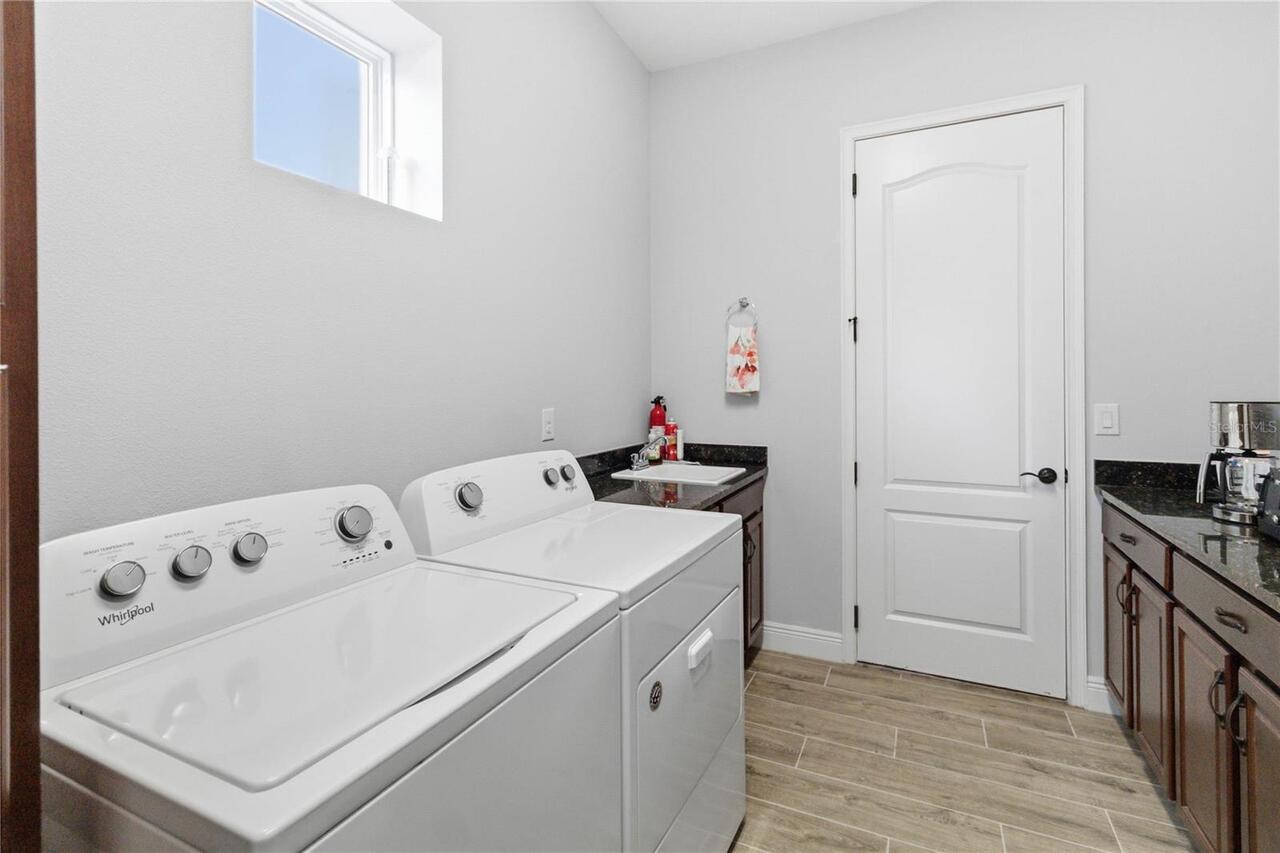 Listing Photo 16