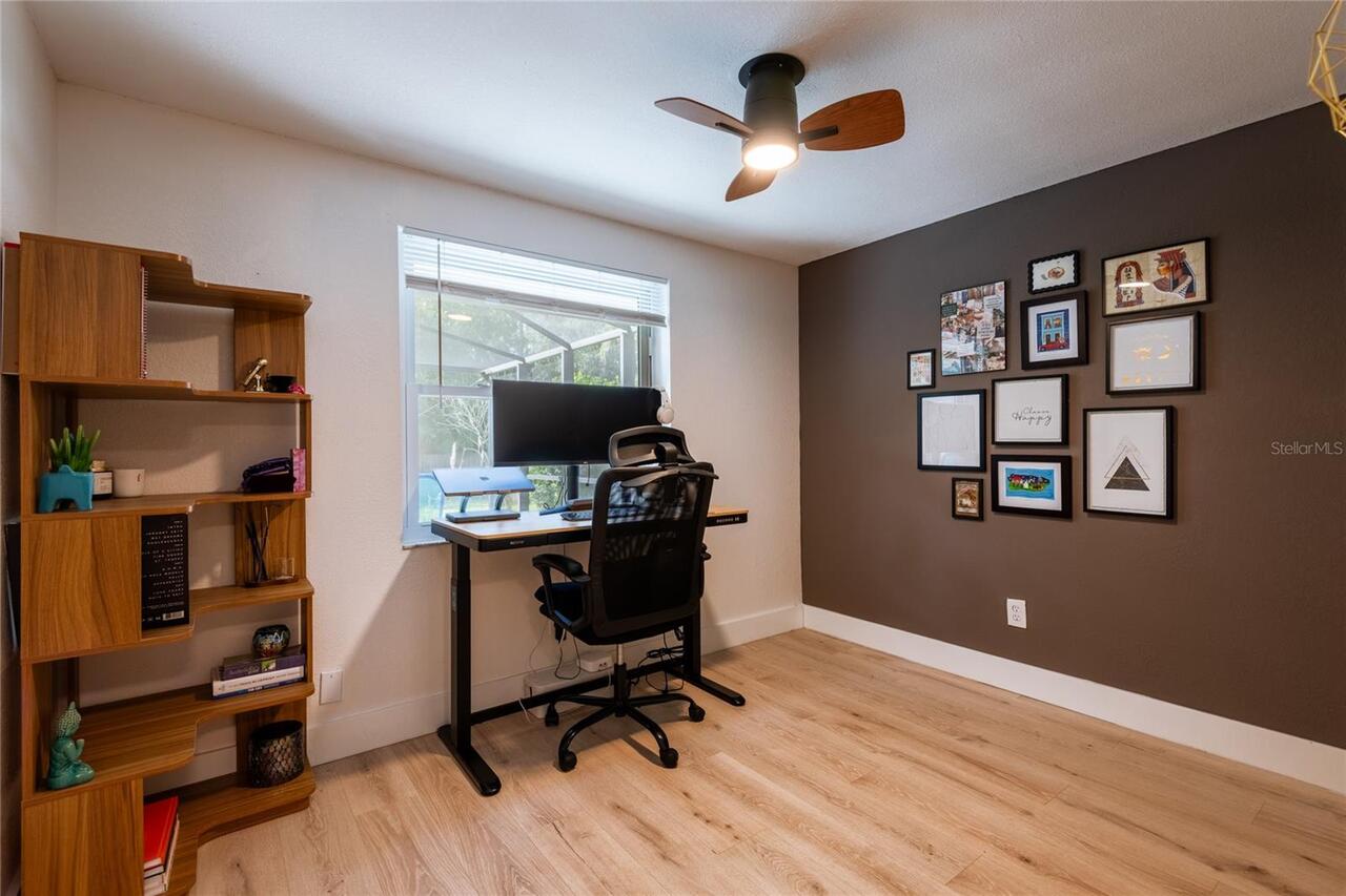 Listing Photo 17