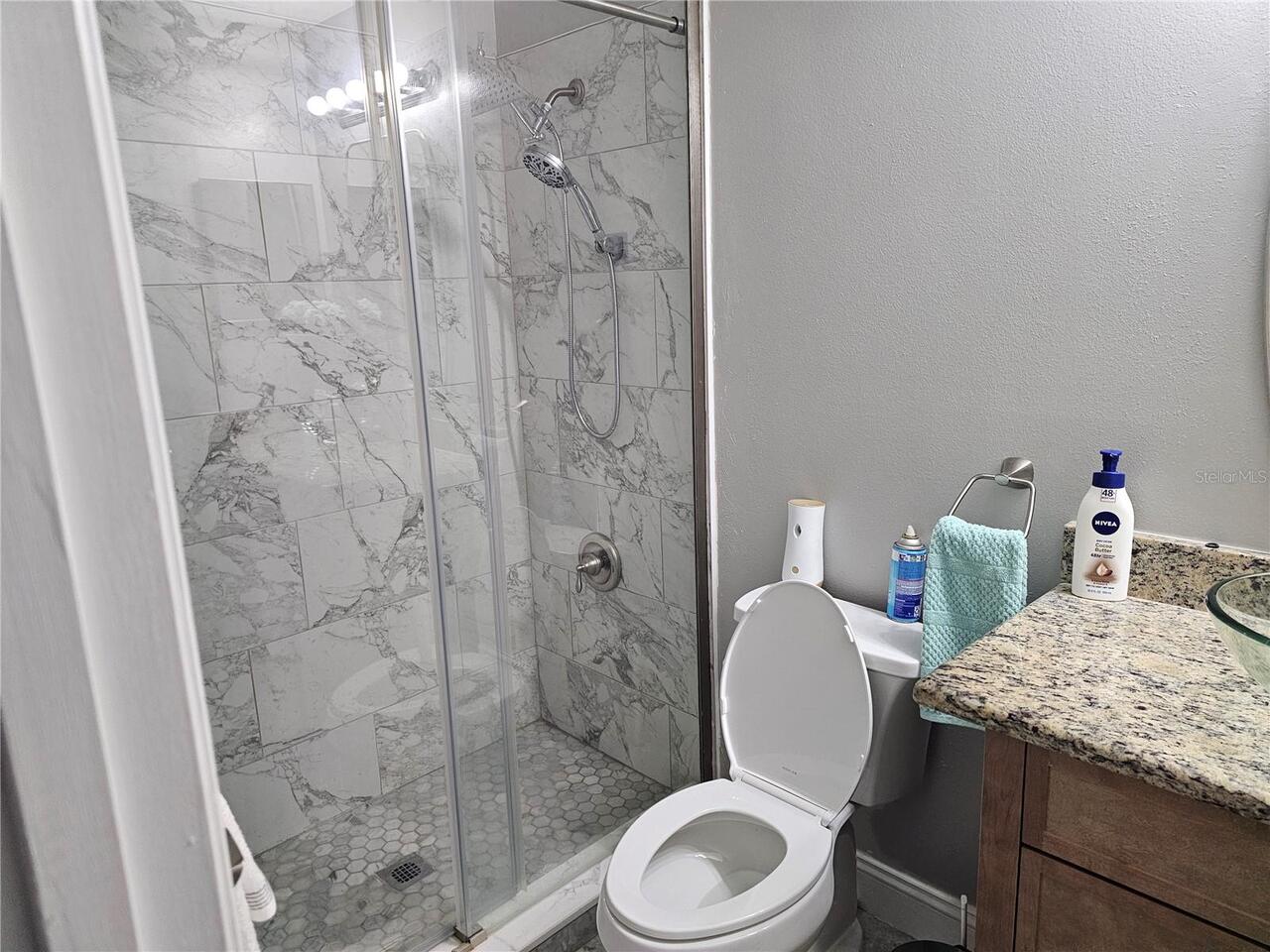 Listing Photo 14