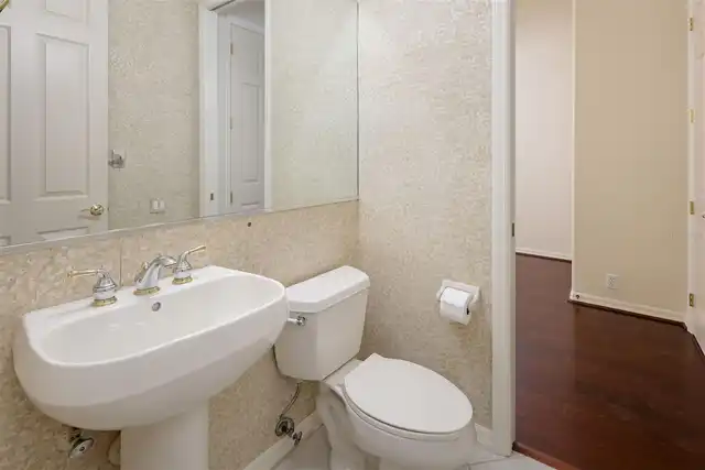 Listing Photo 19