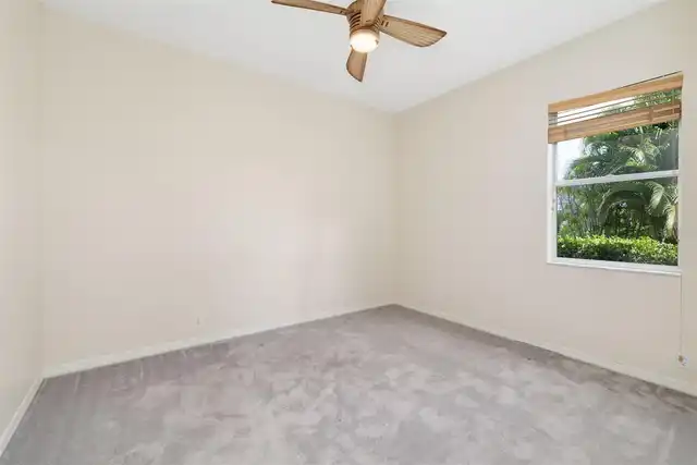 Listing Photo 33
