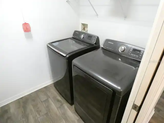 Listing Photo 10