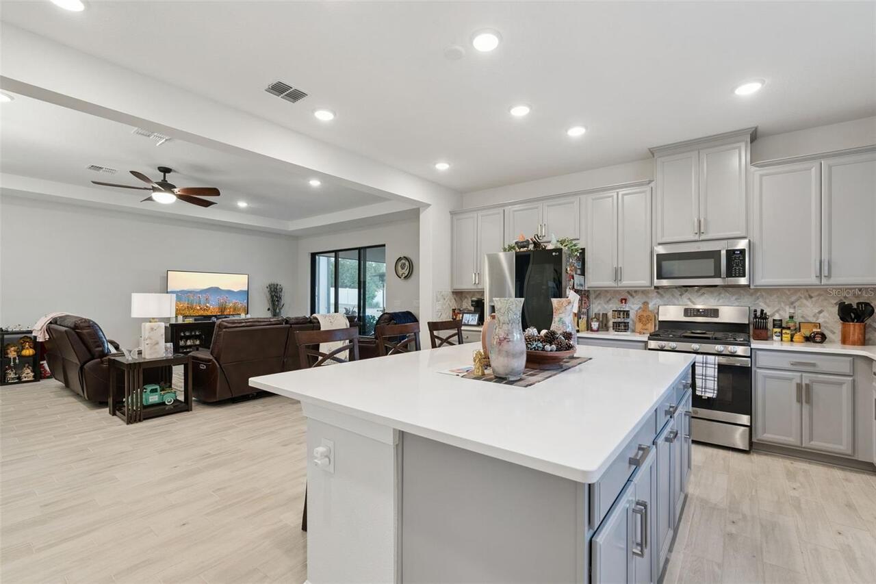 Listing Photo 15