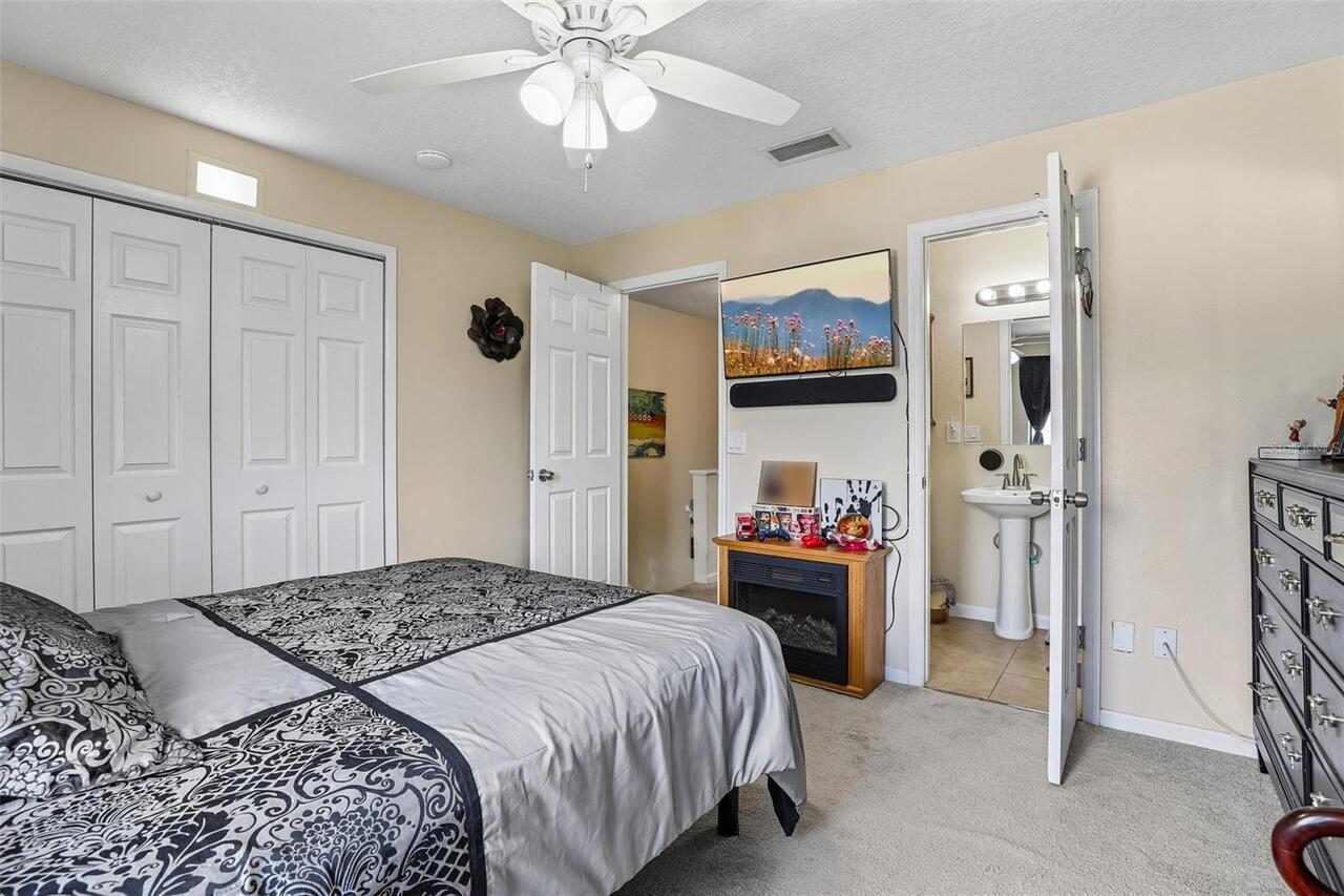 Listing Photo 12