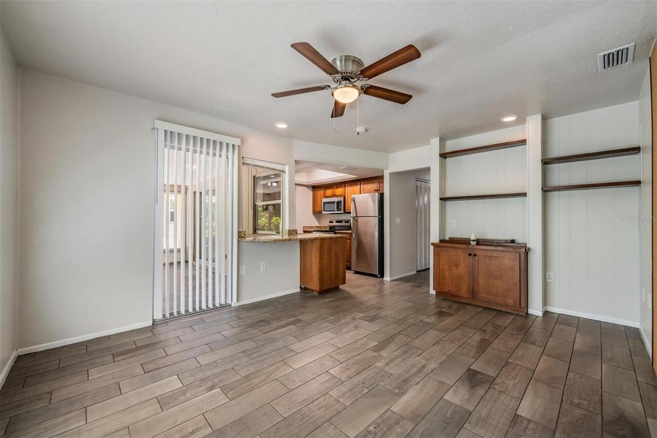 Listing Photo 17