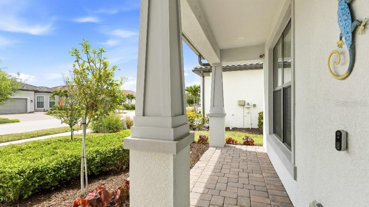 Listing Photo 8