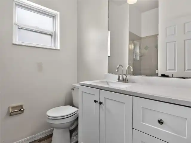 Listing Photo 14