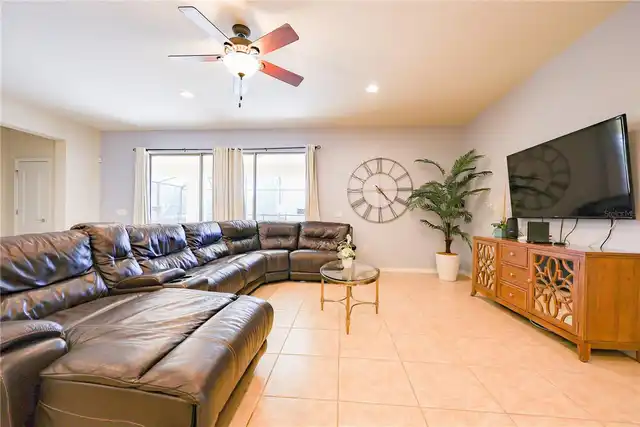 Listing Photo 24