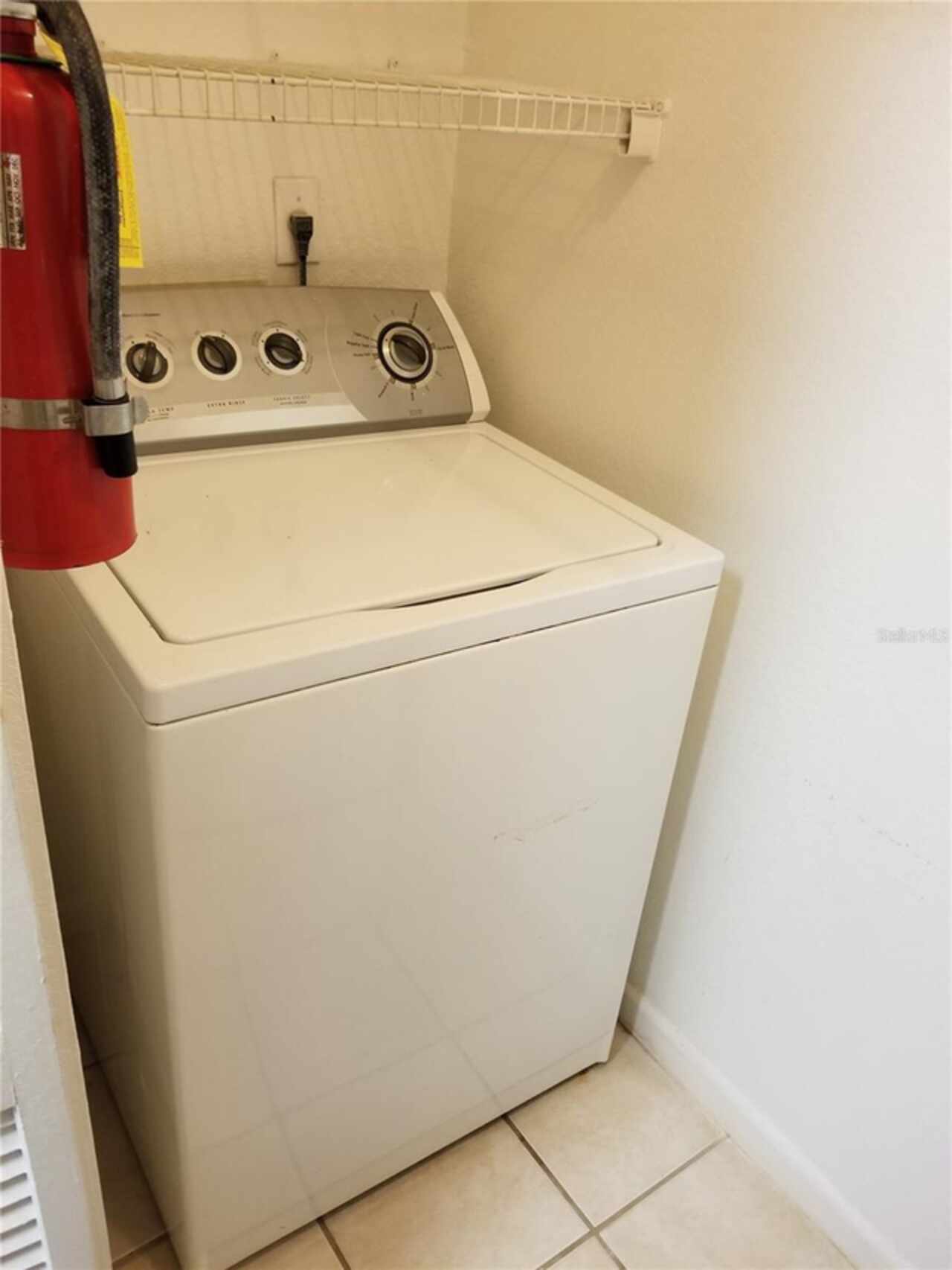 Listing Photo 8