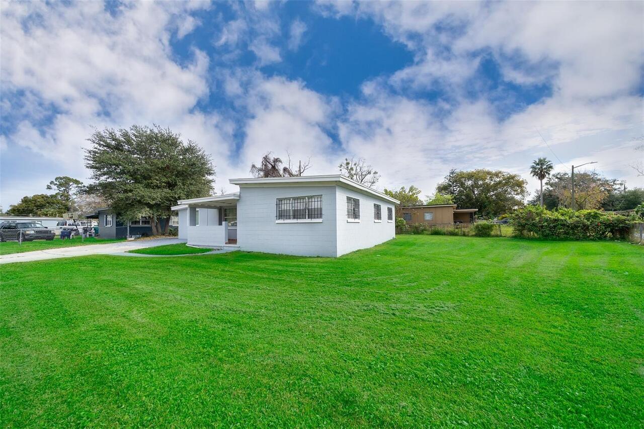 Listing Photo 17