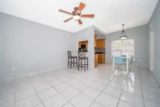 Listing Photo 6