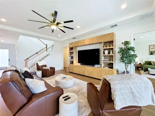 Listing Photo 20
