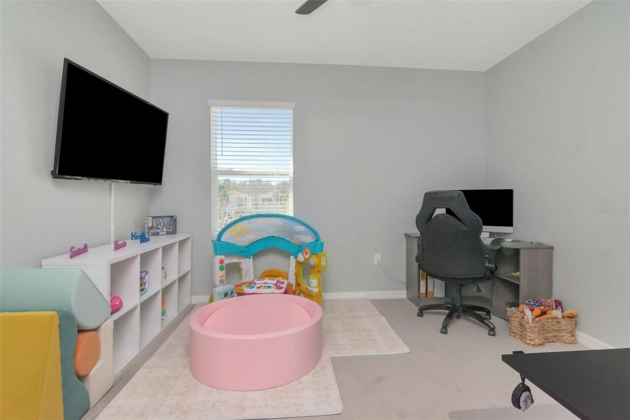 Listing Photo 16