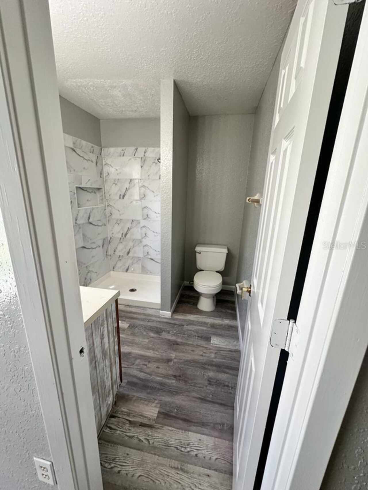 Listing Photo 14