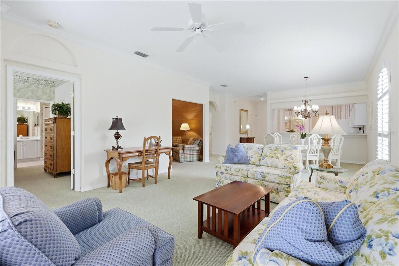 Listing Photo 14