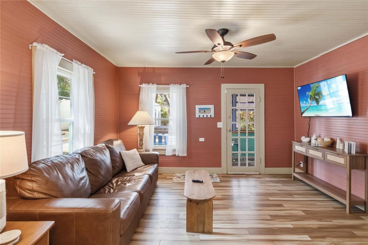 Listing Photo 6