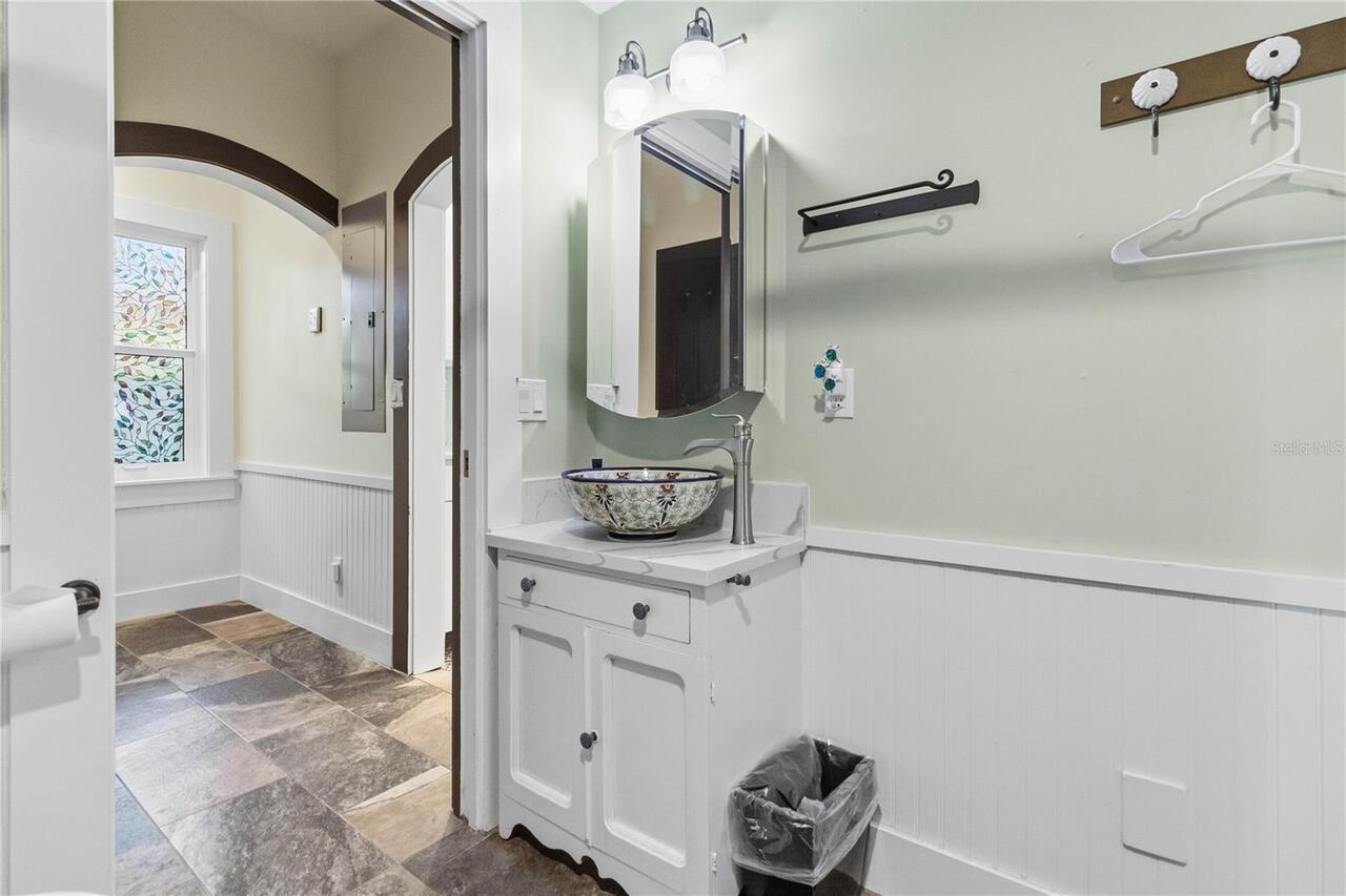 Listing Photo 15
