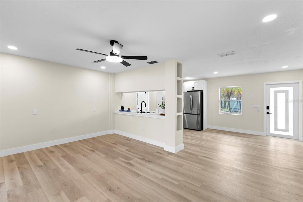 Listing Photo 11