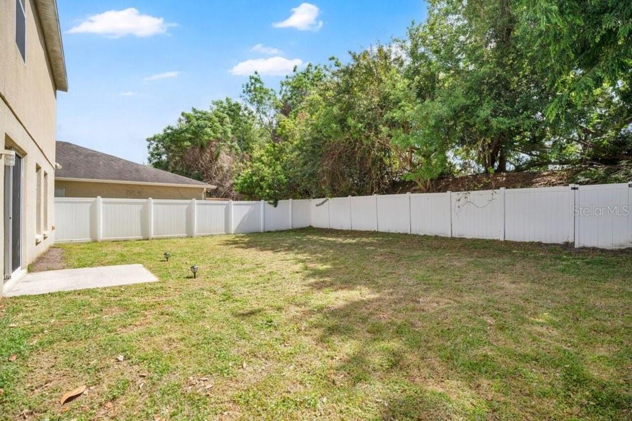 Listing Photo 16