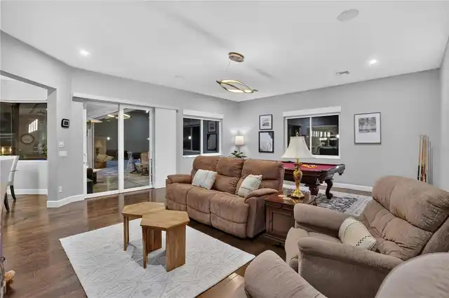 Listing Photo 22