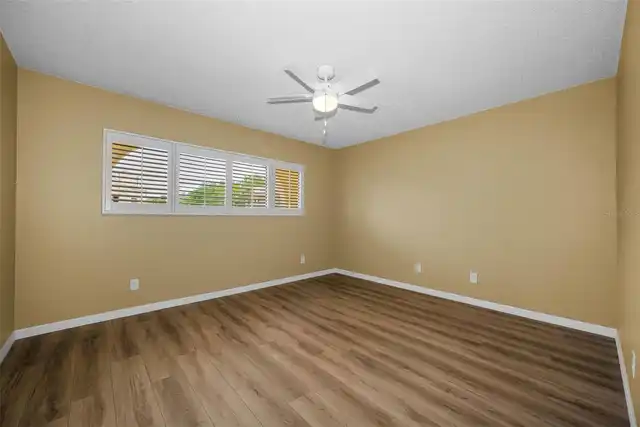 Listing Photo 34