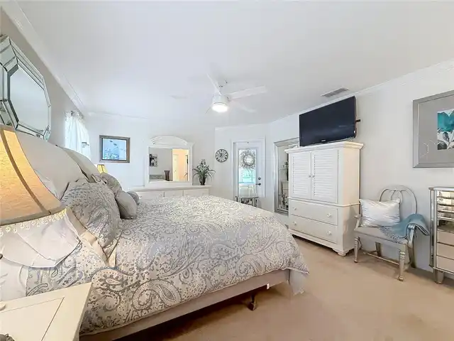 Listing Photo 33