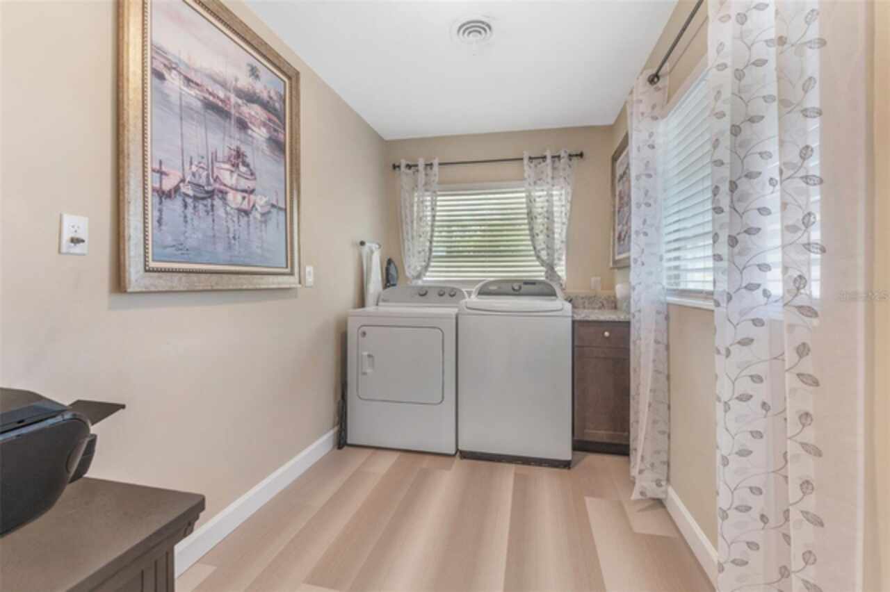 Listing Photo 17