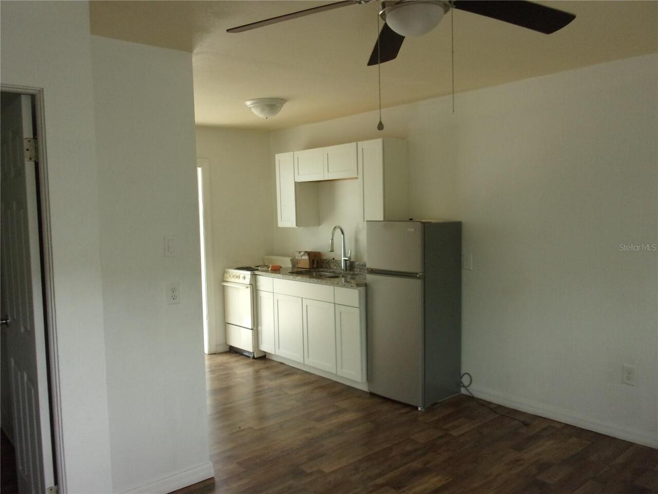 Listing Photo 10