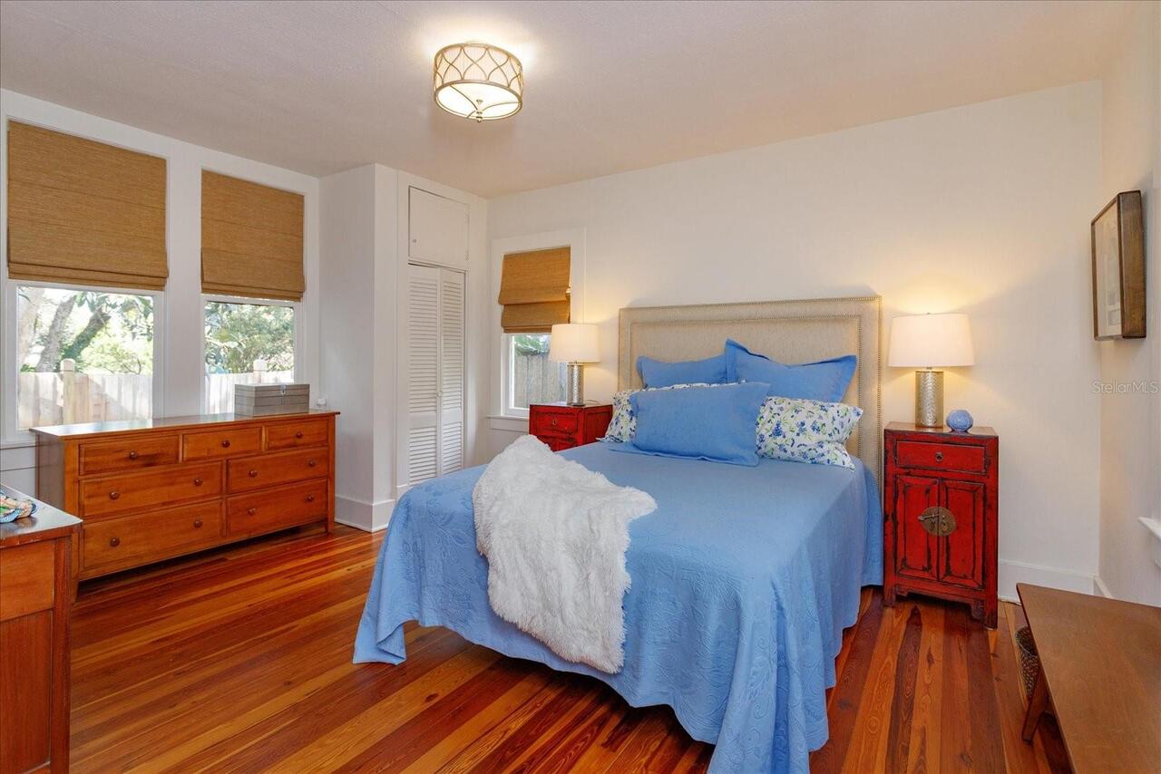 Listing Photo 8