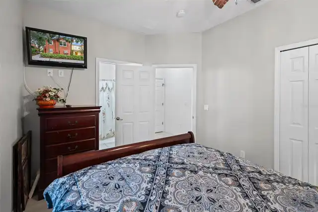 Listing Photo 25