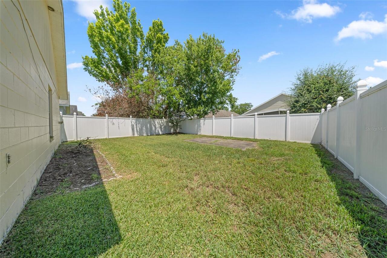 Listing Photo 17
