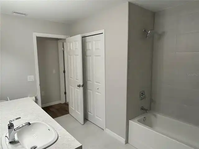 Listing Photo 36