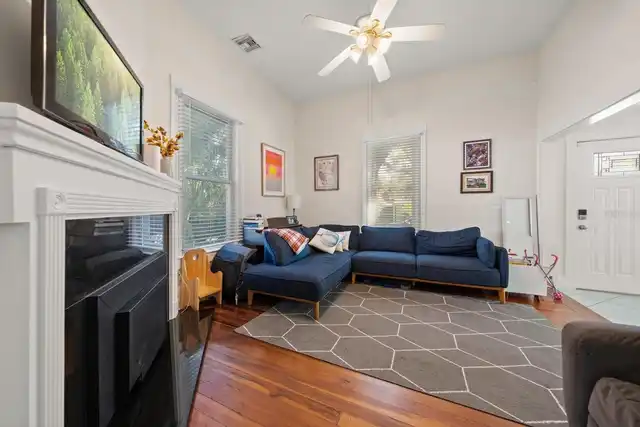 Listing Photo 5